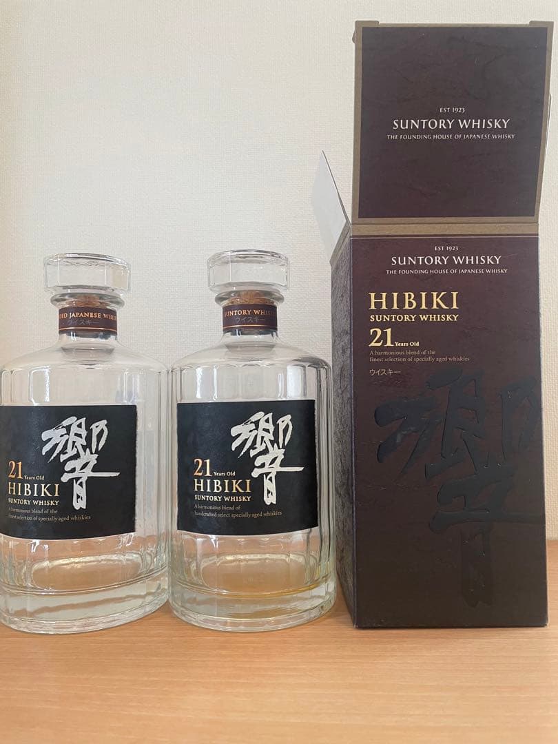サントリー ウイスキー 響21年 700ml 空瓶　2本　空箱　1個