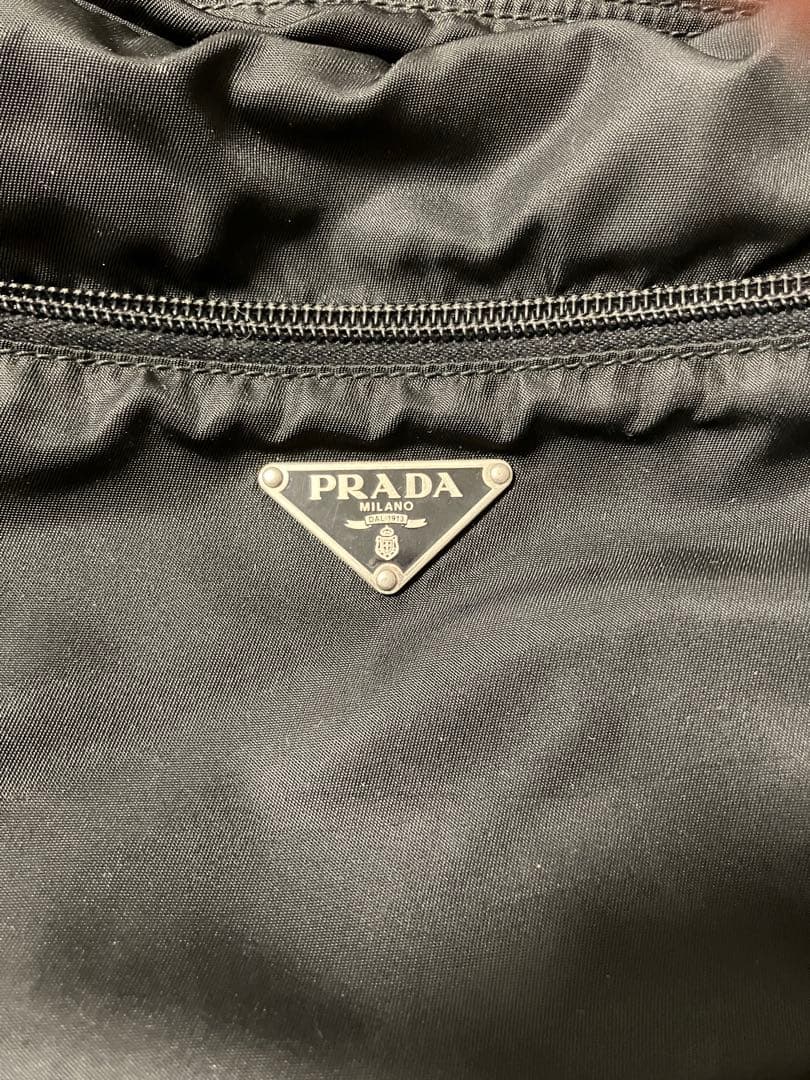 PRADA ナイロンバッグ