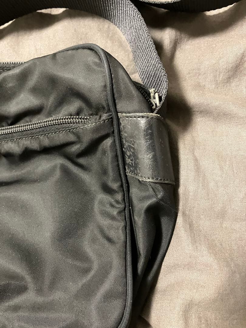 PRADA ナイロンバッグ