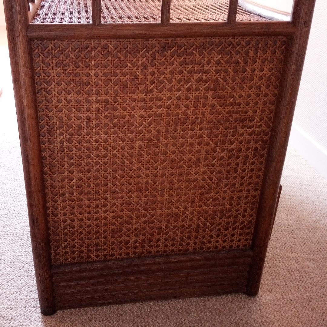 KOSUGA　コスガ　ラタンキャビネット