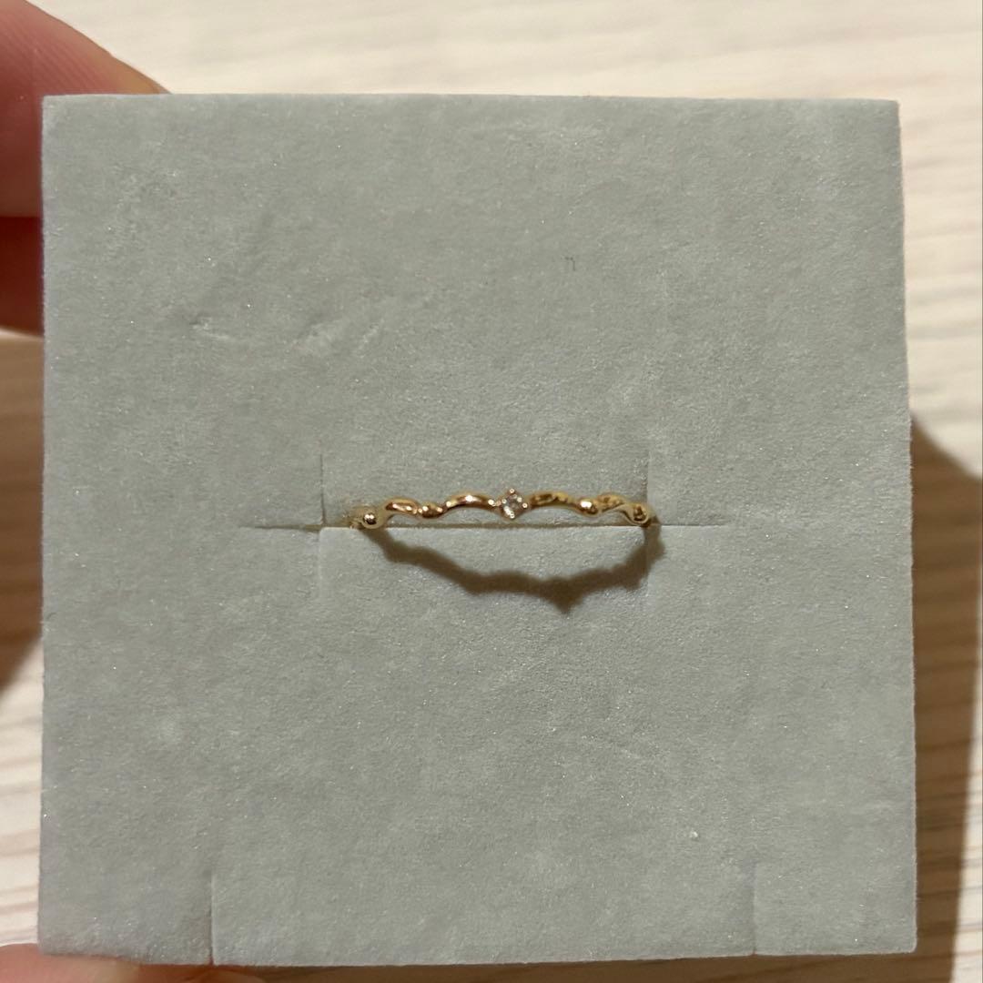 【ANEMONE】 K10 一粒ダイヤウェーブリング　11号