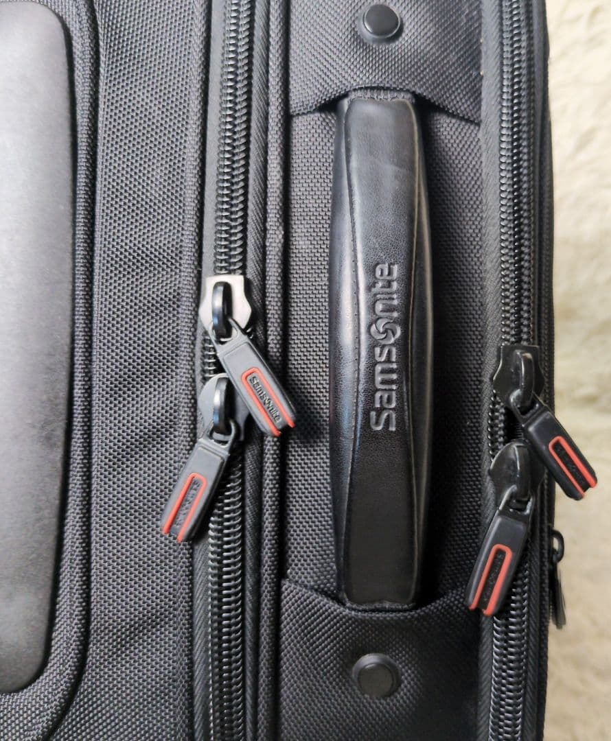 サムソナイト　キャリーケース　4輪　大容量　バリスティックナイロン 2層式