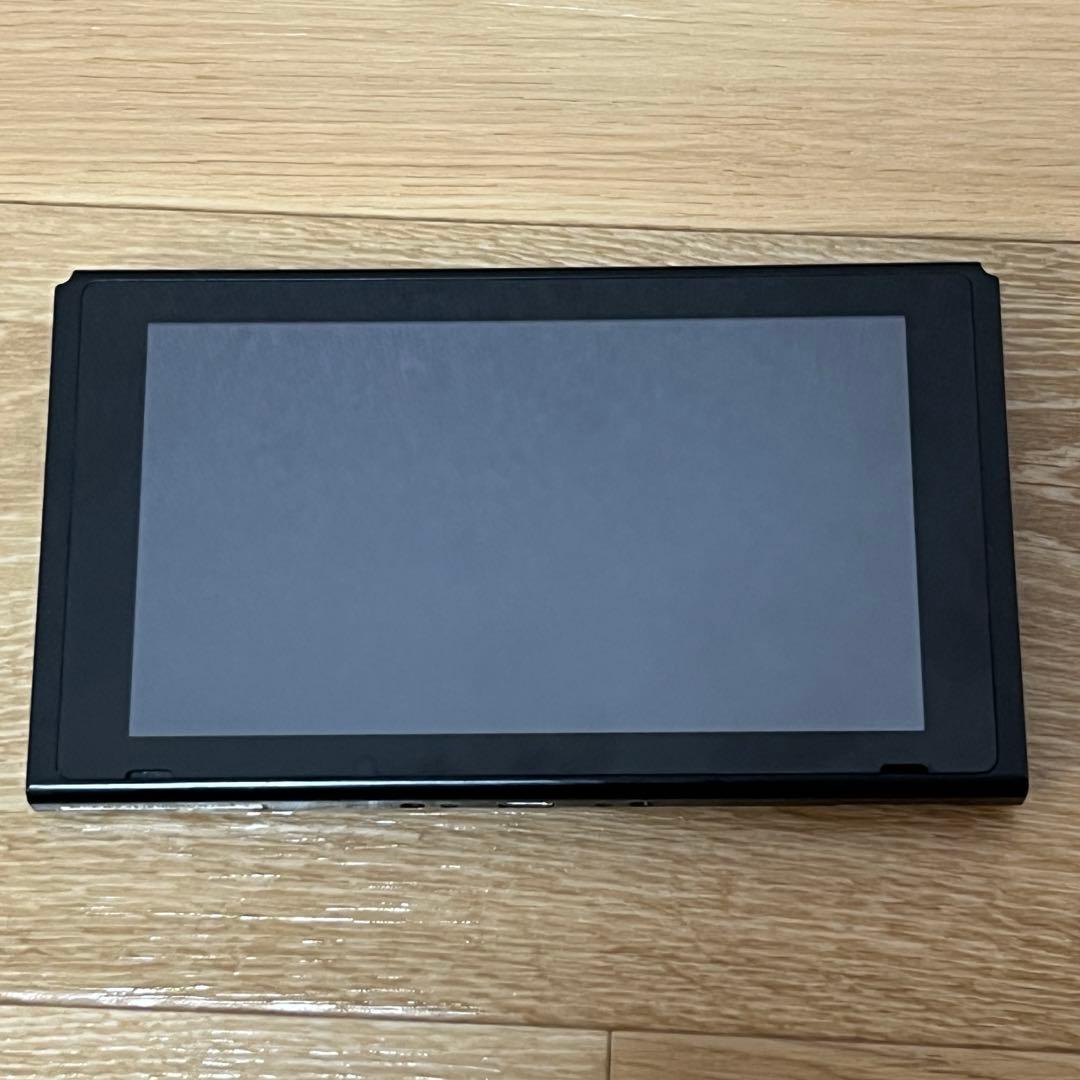 ま*ん様 【本体ジャンク】Nintendo Switch + ジョイコン 複数ま