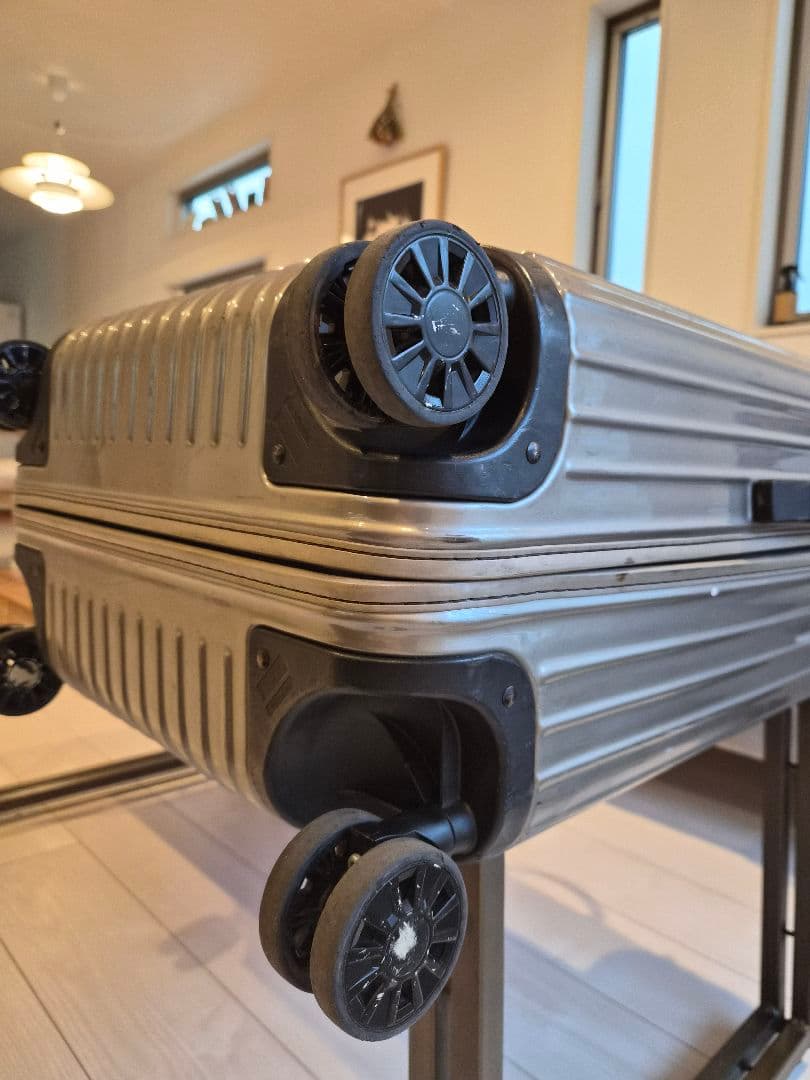RIMOWA リモワ サルサ105L スーツケース 4輪シルバー TSA 旧ロゴ