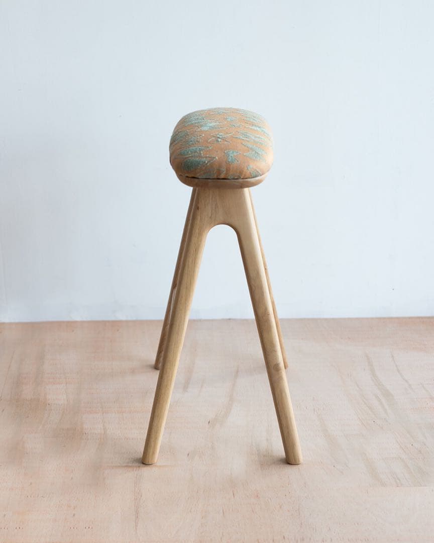 キッチンスツールNA(H630)＋ ミナペルホネンsky flower OR