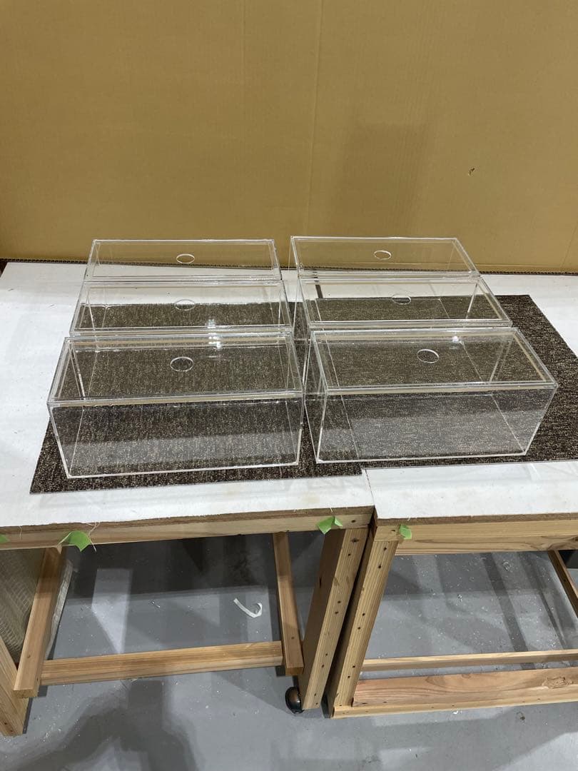 アクリル水槽3mm、6台セットw350.d150.h150.蓋付き。