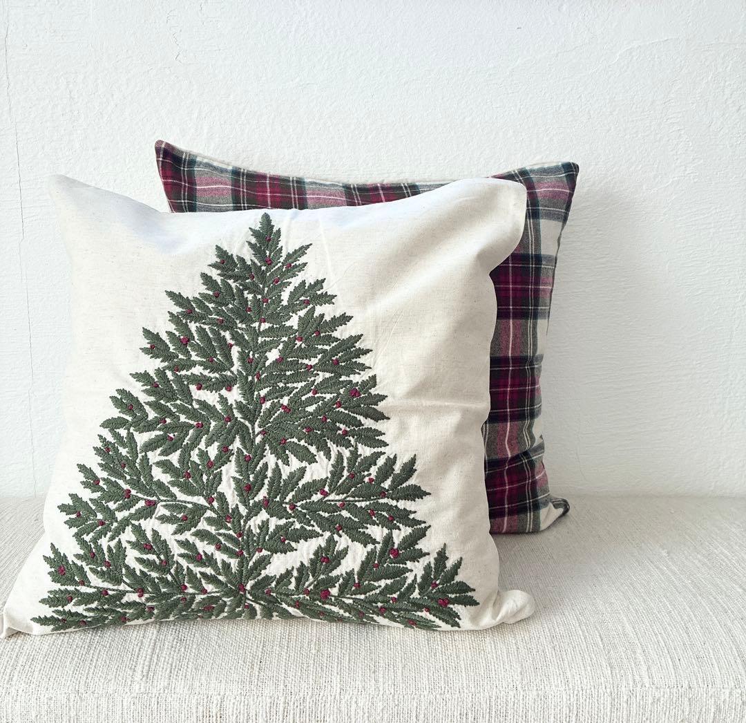 R*t様 ZARA  ザラホーム クリスマスクッション2点セット