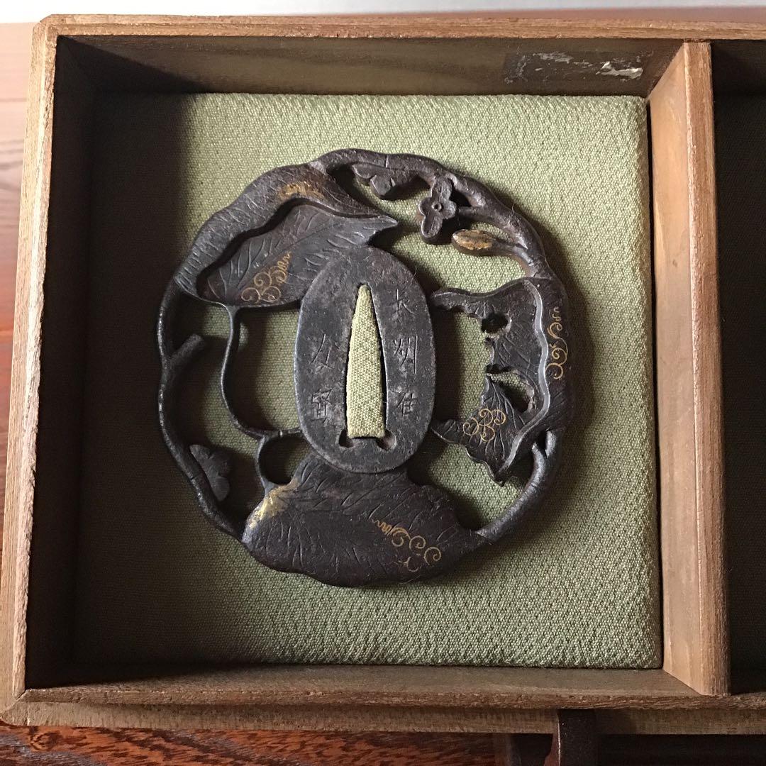 鍔大小　長州住　友贒　在銘