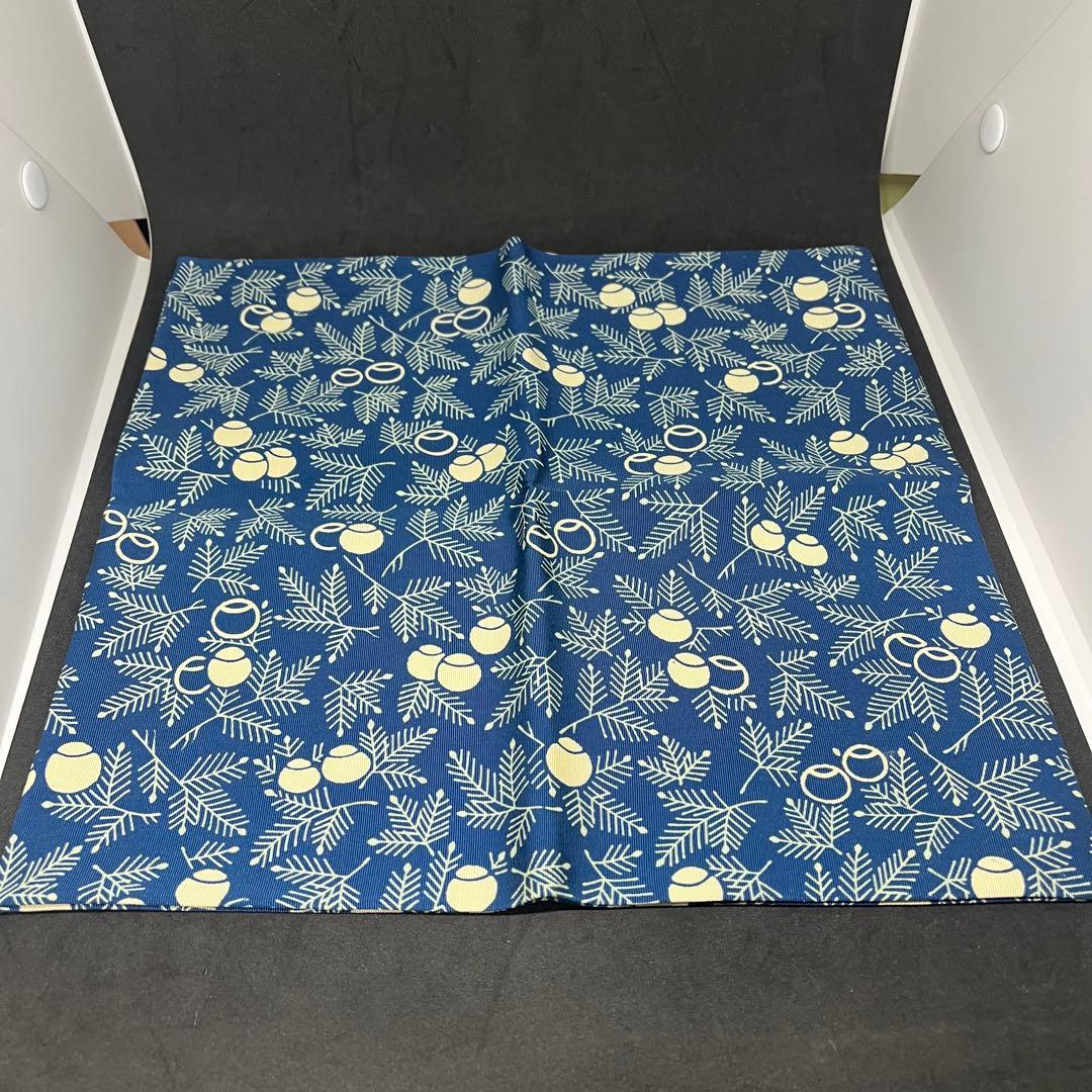 土田友湖　帛紗　『而妙斎宗匠御好　瑞松染服紗』 ふくさ　茶道具　正絹