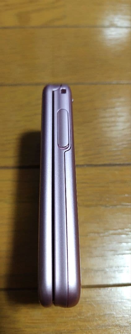 ドコモ　F-01M ガラケー　らくらくホン ピンク　純正卓上ホルダー付き