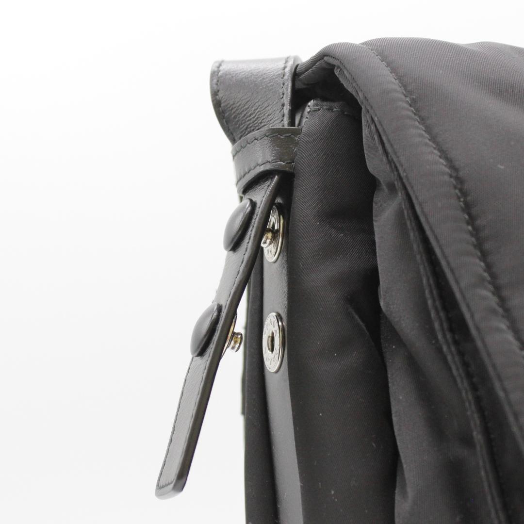 PRADA プラダ ナイロン ラージ パデッド ショルダーバッグ