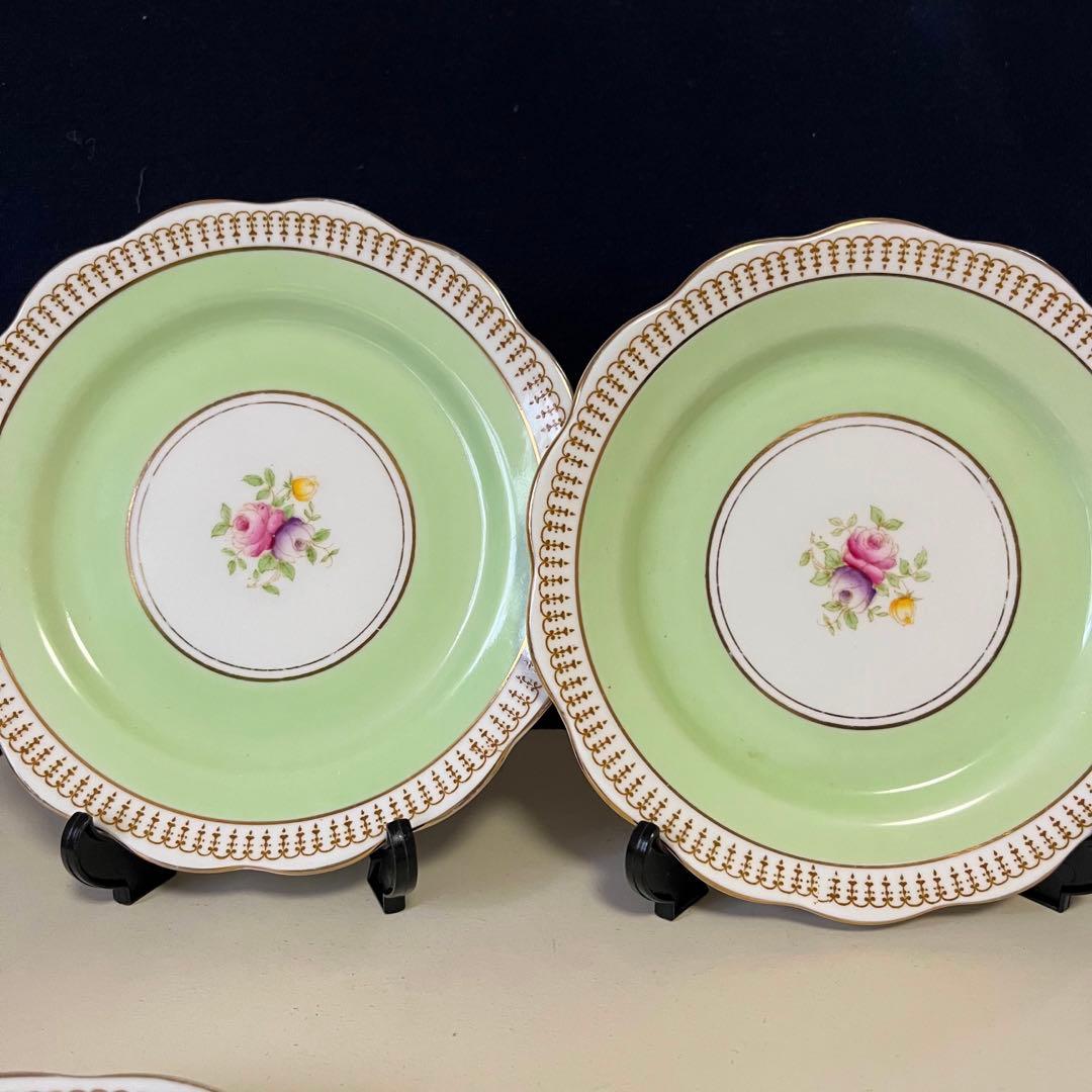 ロイヤルアルバート  エメラルドグリーン　ピンクの薔薇　2トリオ　③④