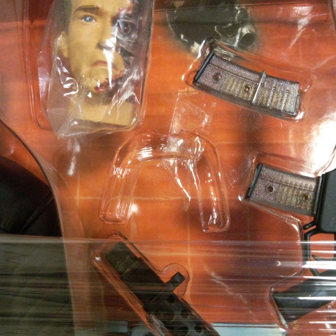 ターミネーター3　T―850 プレミアデラックス12インチ　アクションフィギュア