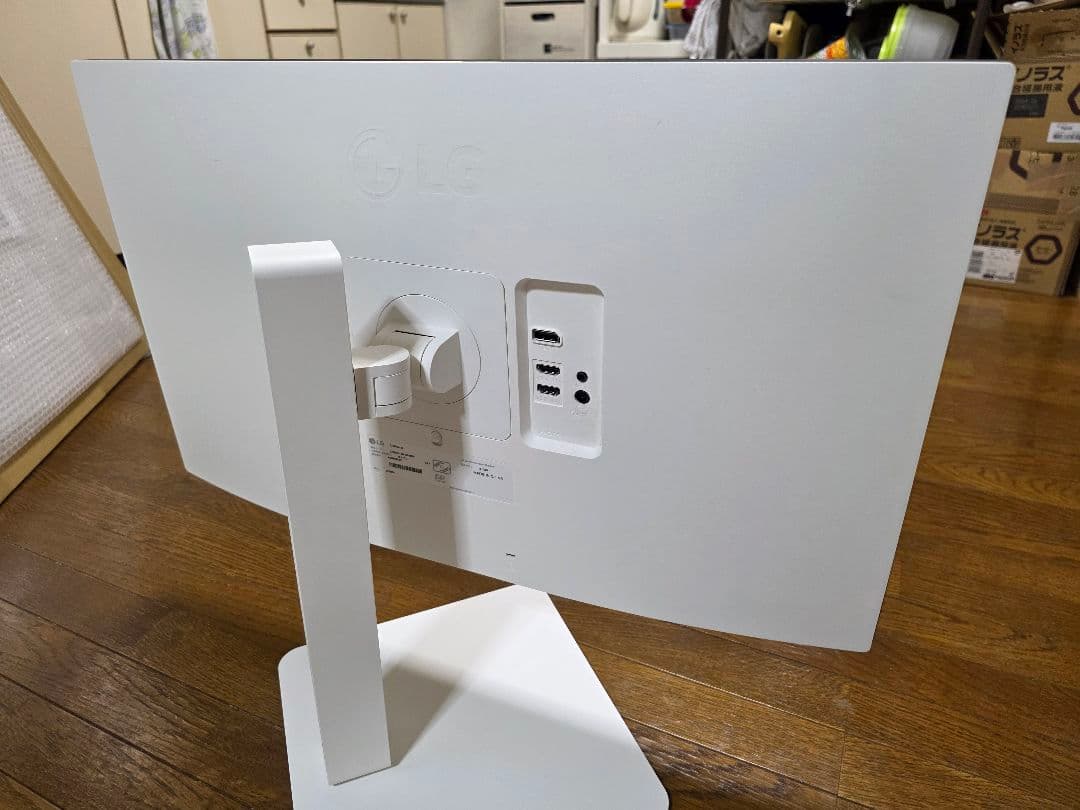 LG 27インチ IPS 4K モニター 27US550-W