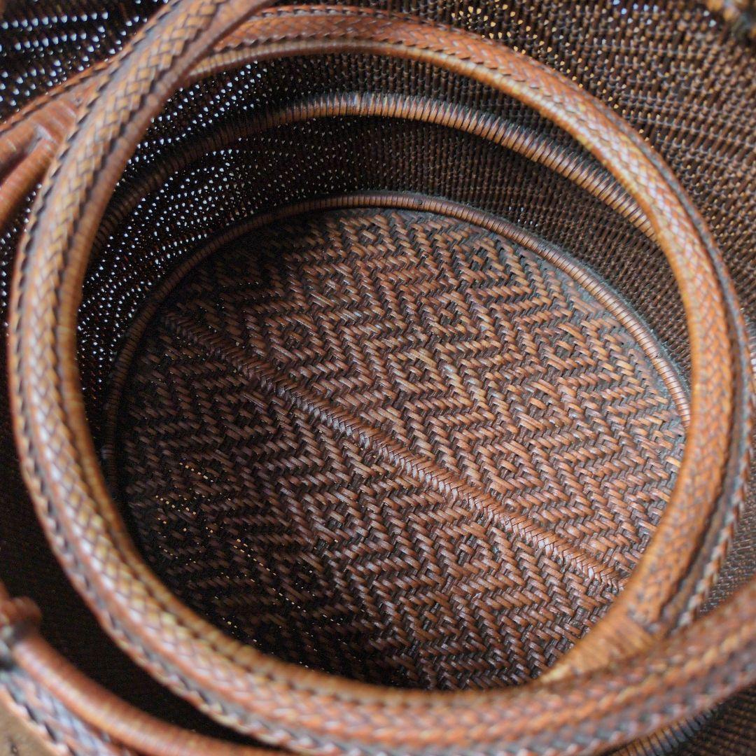 ヴィンテージ籠　民藝　東北　山葡萄　籐籠　昭和レトロ　あけび　手仕事　アタ