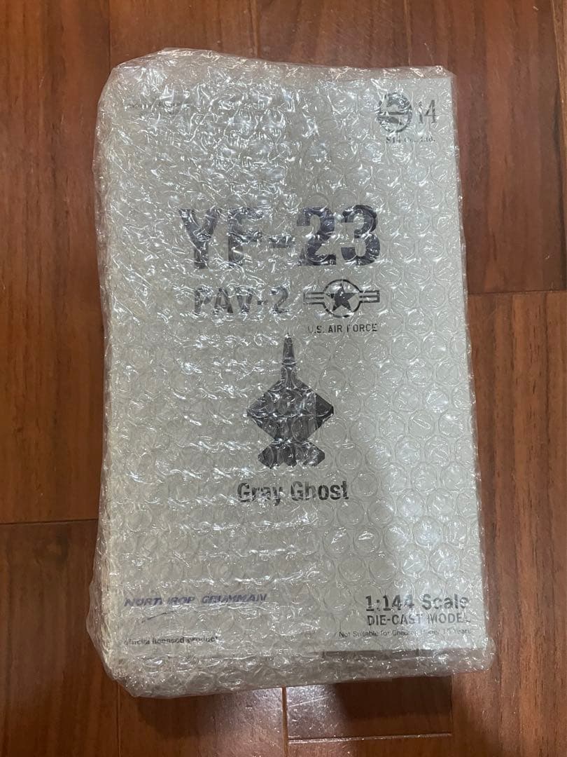 1/144 YF-23 グレイゴースト