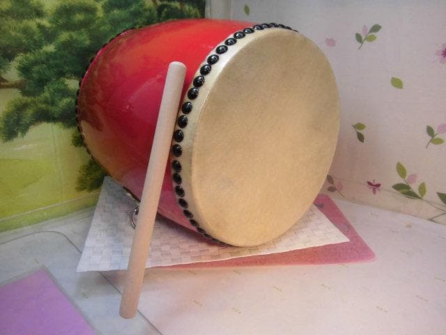 新品未使用(送料無料)19.980円　Nエイサー大太鼓30cmバチ付き