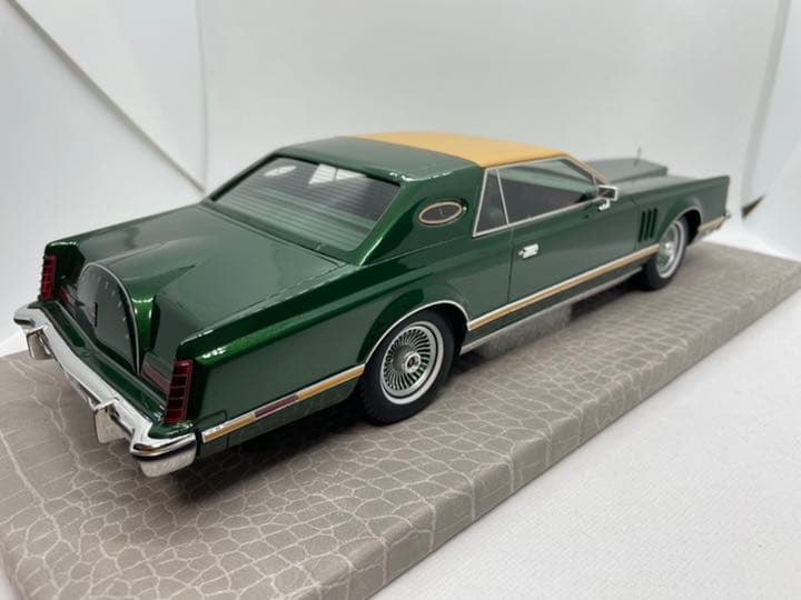 AMC1/18 リンカーン Continental Mark V Cartier