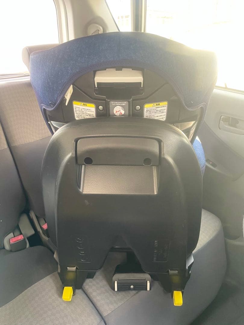 （引き取りも可能）Aprica回転式チャイルドシート リクライニング式ネイビー