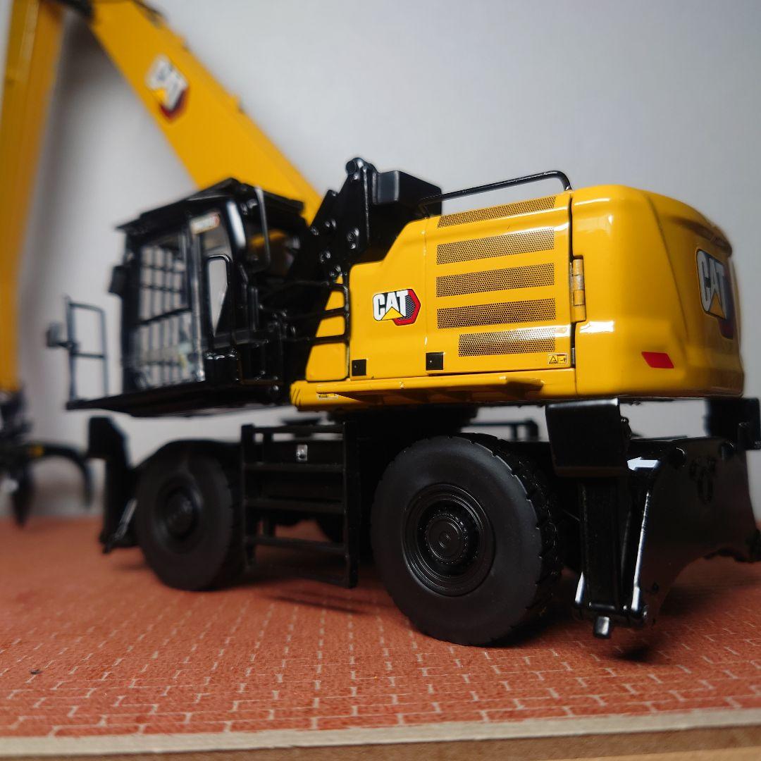 CAT MH3040 ホイール式マテリアルハンドラー(1/50) キャタピラー
