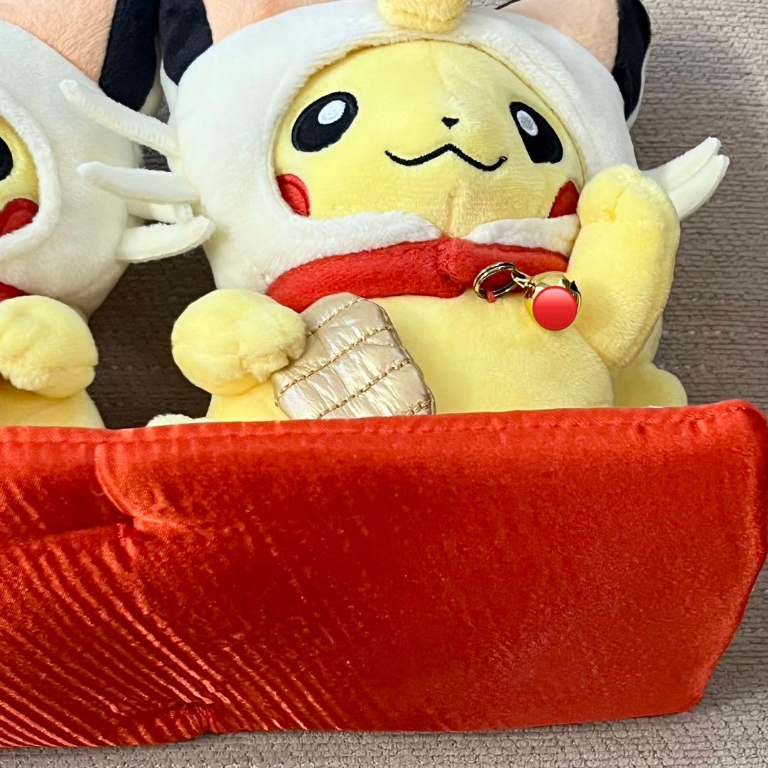 マンスリーペアピカチュウ　まねきねこニャース