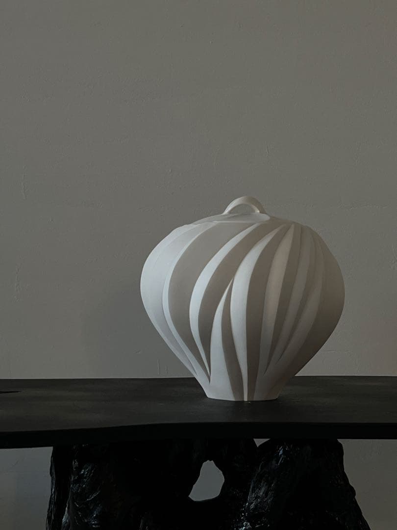 高橋奈己 『 白磁水指 』H.185 x W.200mm ／茶道具 人気陶芸家