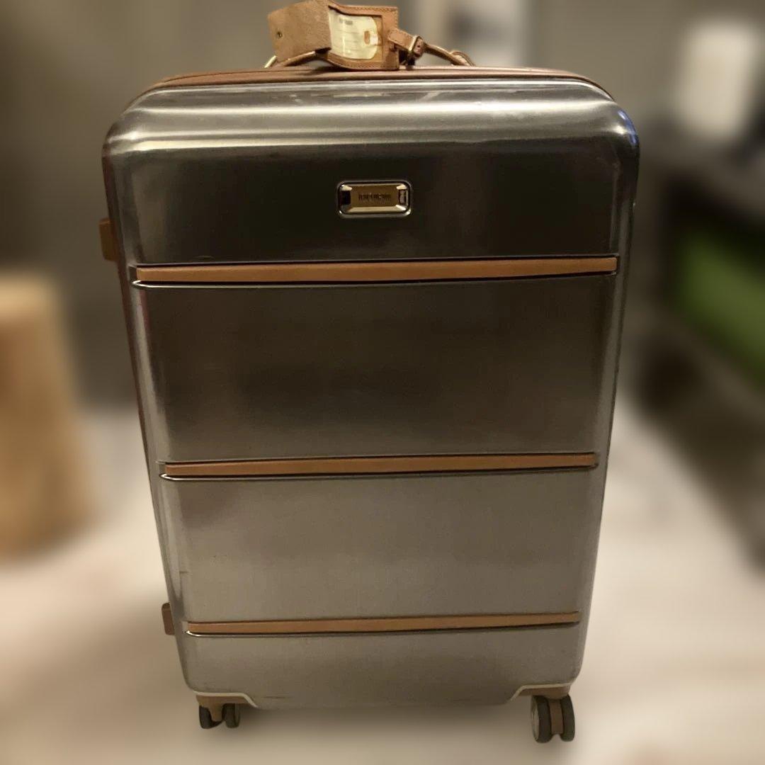 r*a様 hartmann キャリーケース