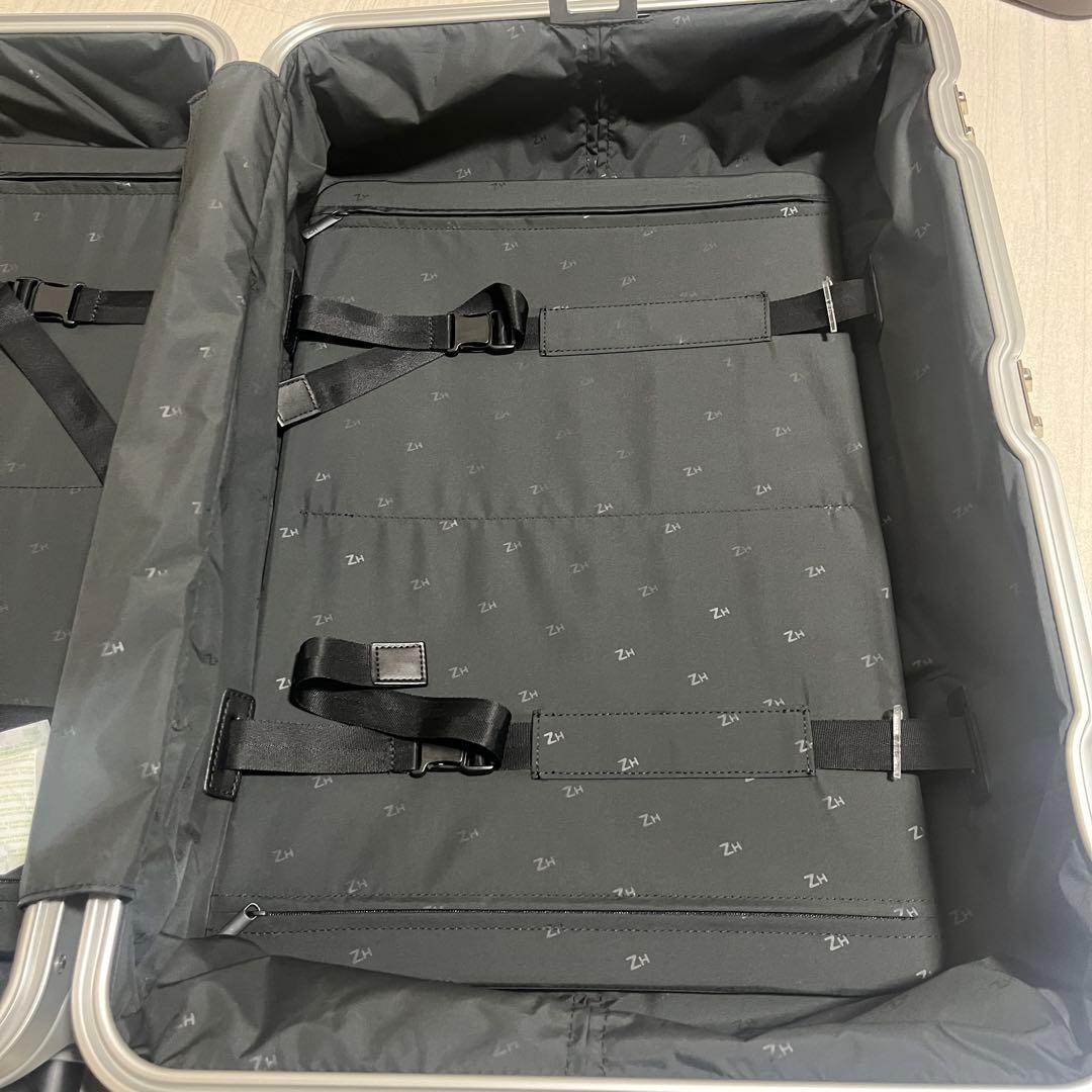 バッグ ZOROHALLIBURTON Classic Aluminum 3.0 59L