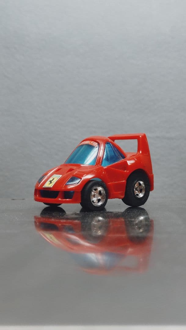 チョロQ No.023 フェラーリ レッド ブルーウィンドー