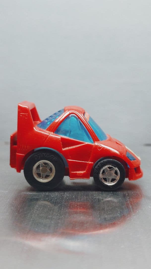 チョロQ No.023 フェラーリ レッド ブルーウィンドー