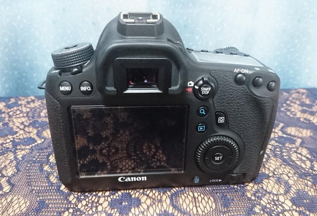 Canon EOS 6D ボディ