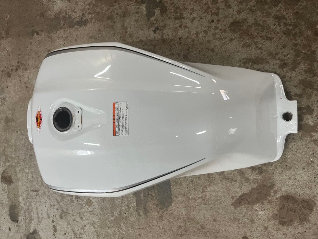 さーさ　HONDA CB1100 SC65 タンク