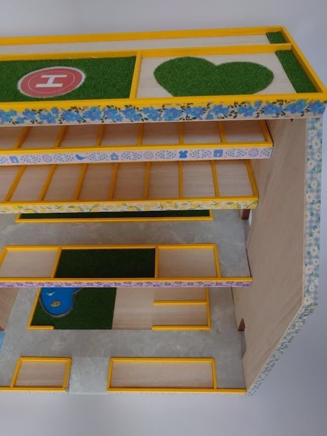 トミカ木製手作り駐車場（スモ－ルイエロ－）SY02