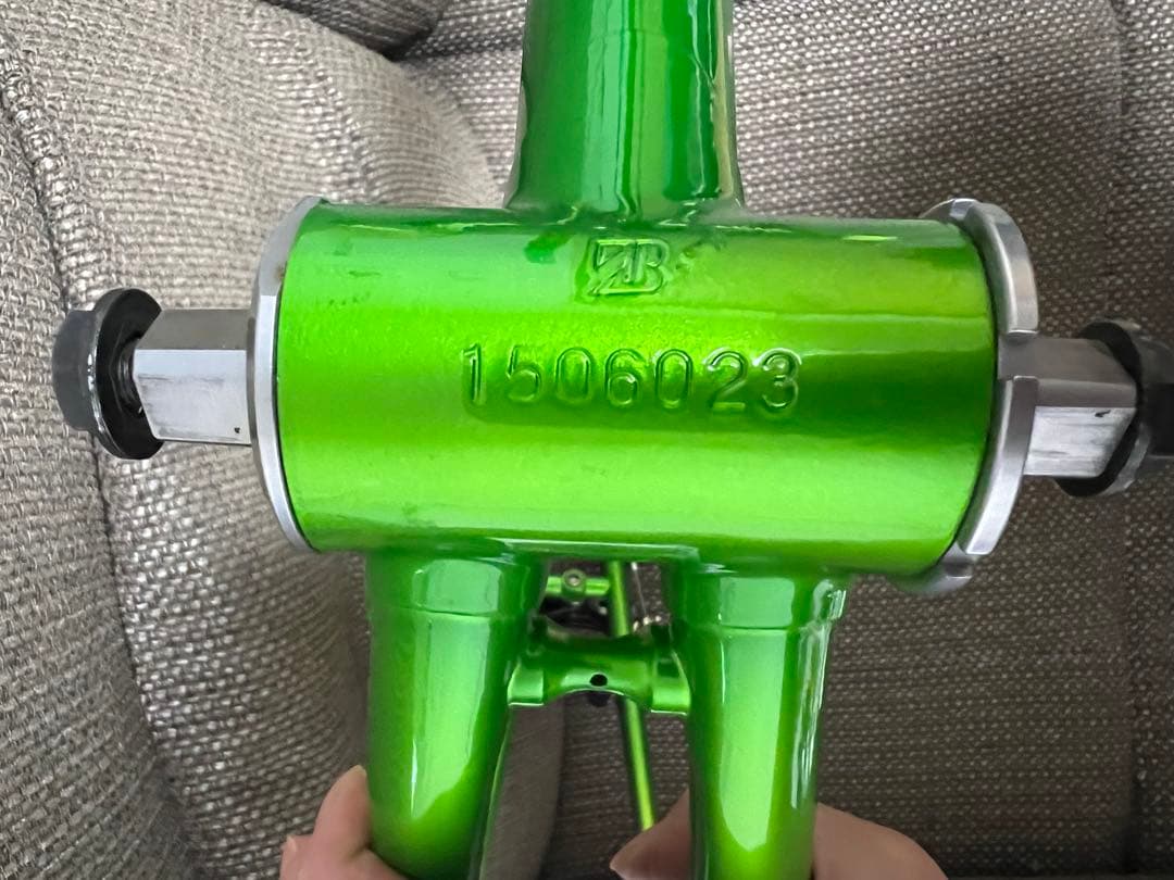 s*x様 ANCHOR ピストバイクフレーム グラデーション