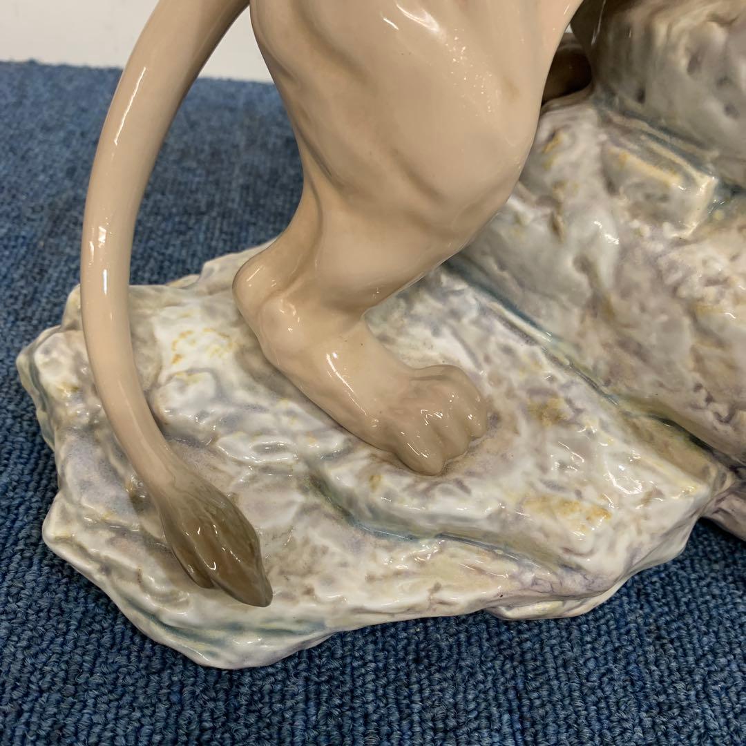 リヤドロ 草原の勇者 ライオン 置物 01008656 LLADRO 置物