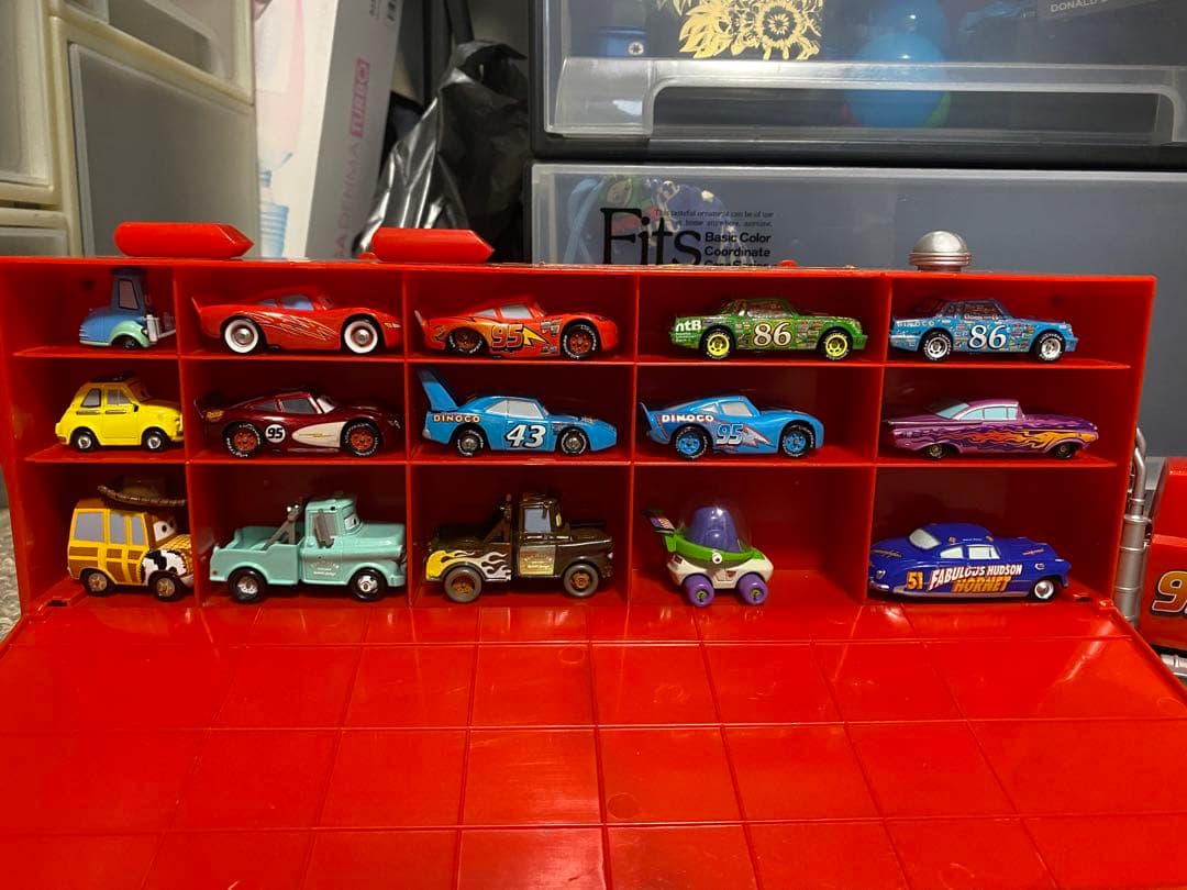 Disney カーズ　マックイーンのトレーラーセット