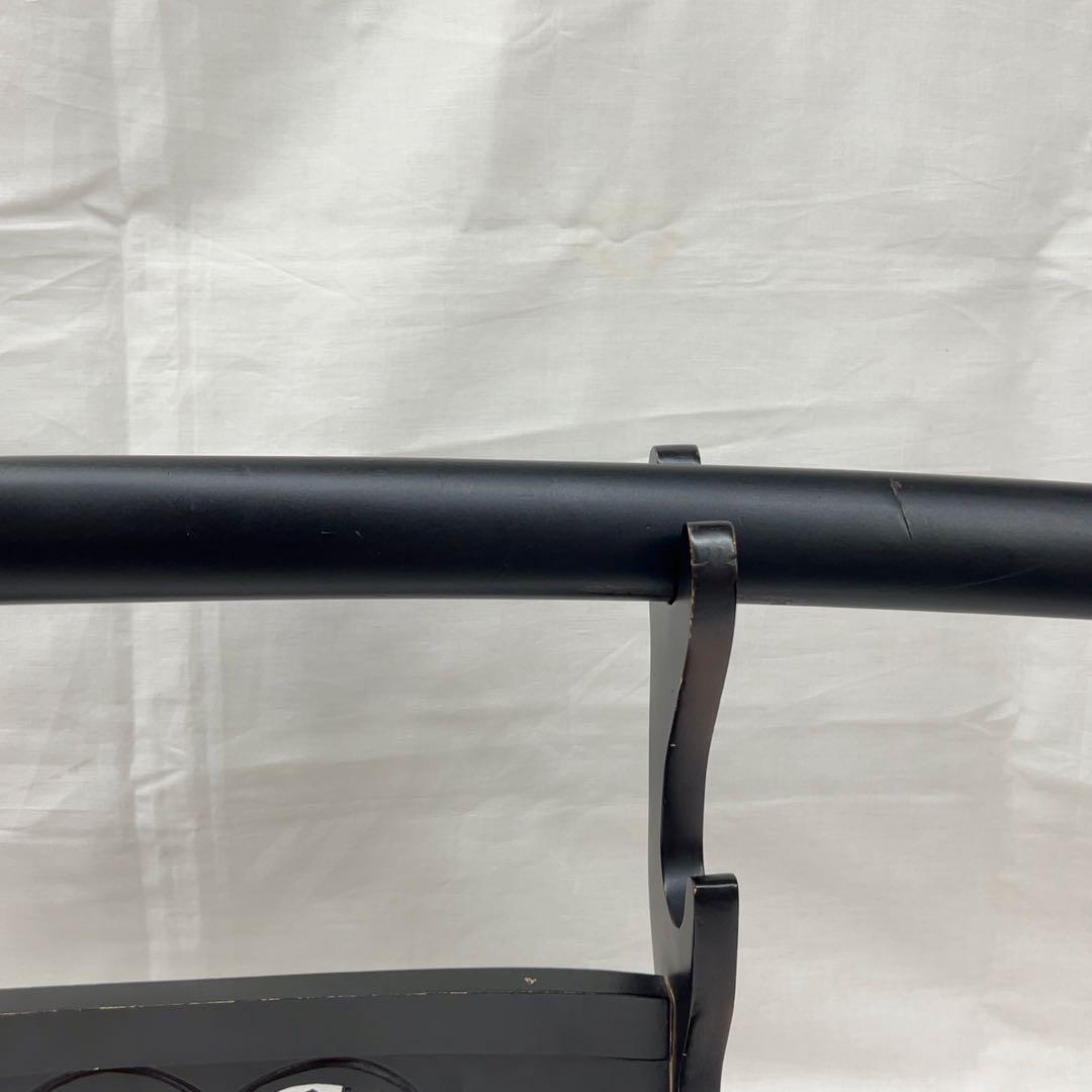 【模造刀】太刀 樋入り 鶴鍔 透かし 全長97.0センチ 黒鞘 互の目 刃紋