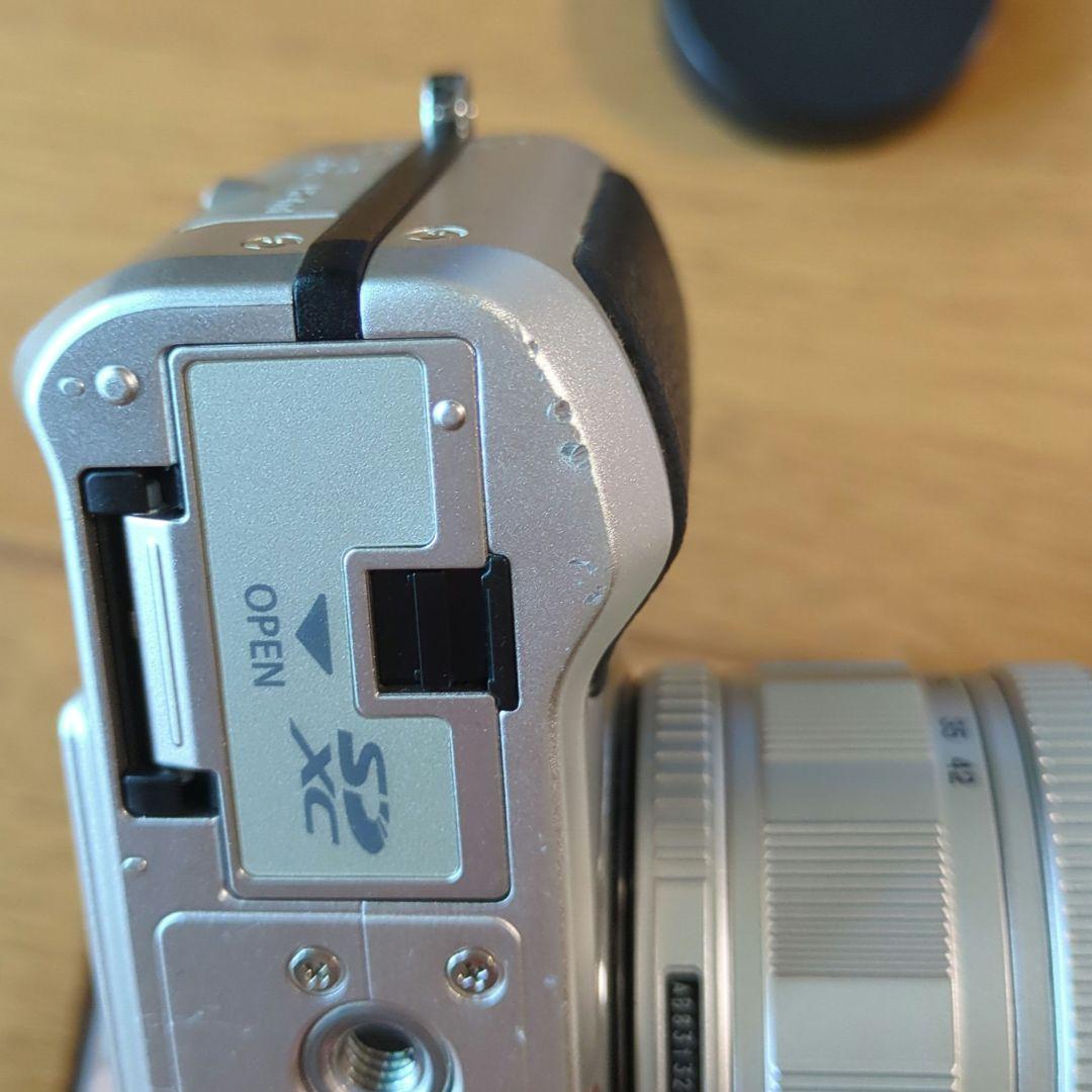 OLYMPUS PEN E-PL2 ミラーレス一眼