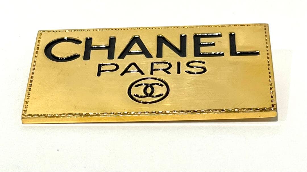 CHANEL シャネル ブローチ ゴールド ロゴ スクエア プレート