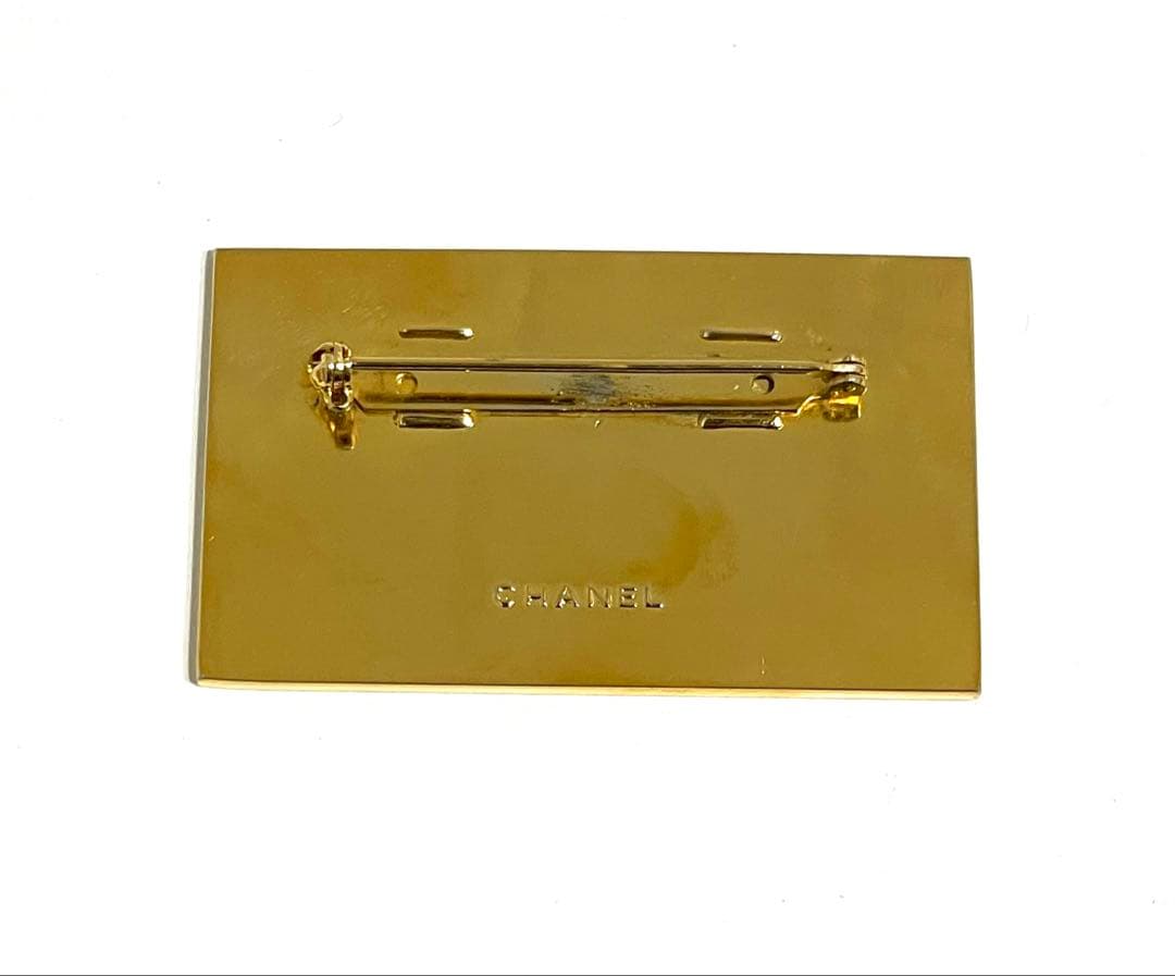 CHANEL シャネル ブローチ ゴールド ロゴ スクエア プレート