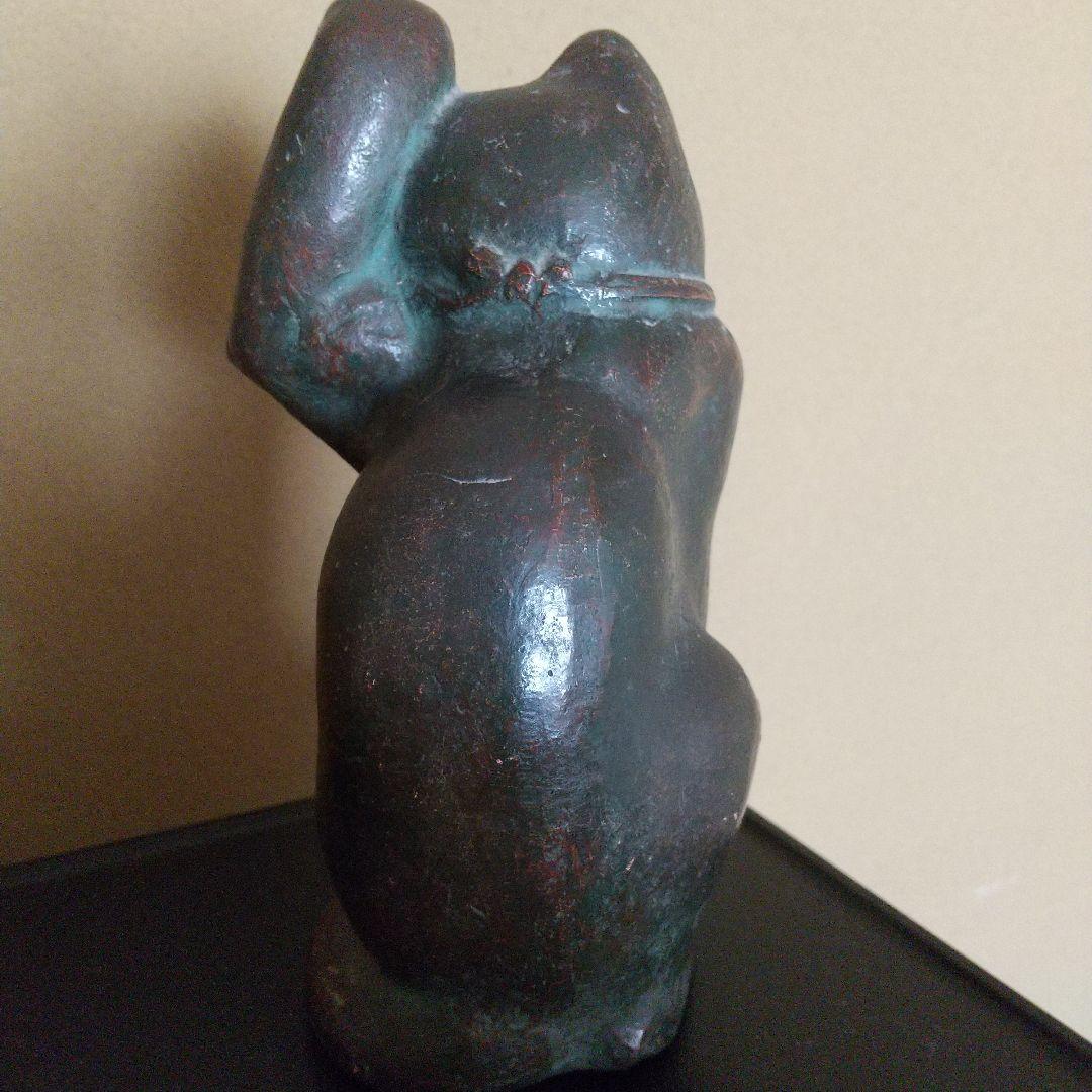 ブロンズ製猫の置物