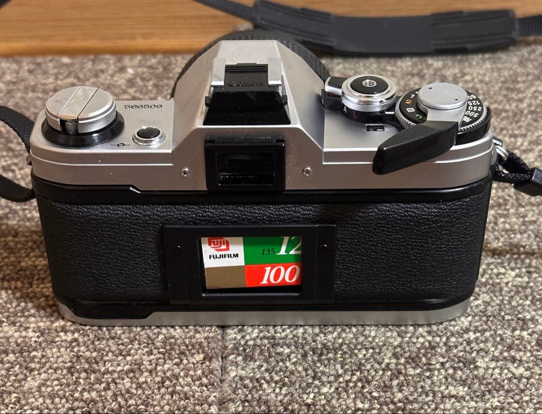 Canon キャノン　レンス　カメラ　AE-1