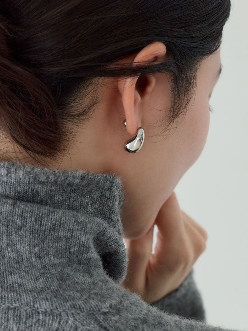 crewre グロッシーペブルピアス　シルバー