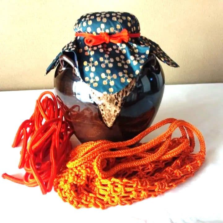 お茶壺                 洛京    草山作