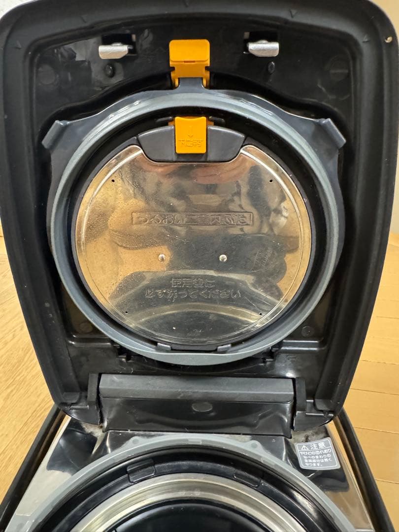 象印 炊飯器 NW-AT10 黒