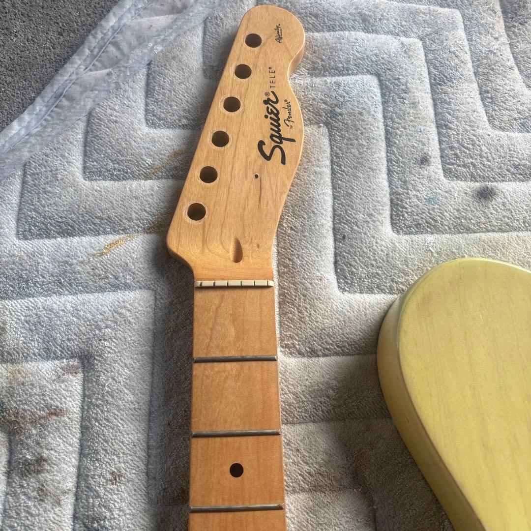 squire by fender テレキャスター ラッカーボディ おまけ付き