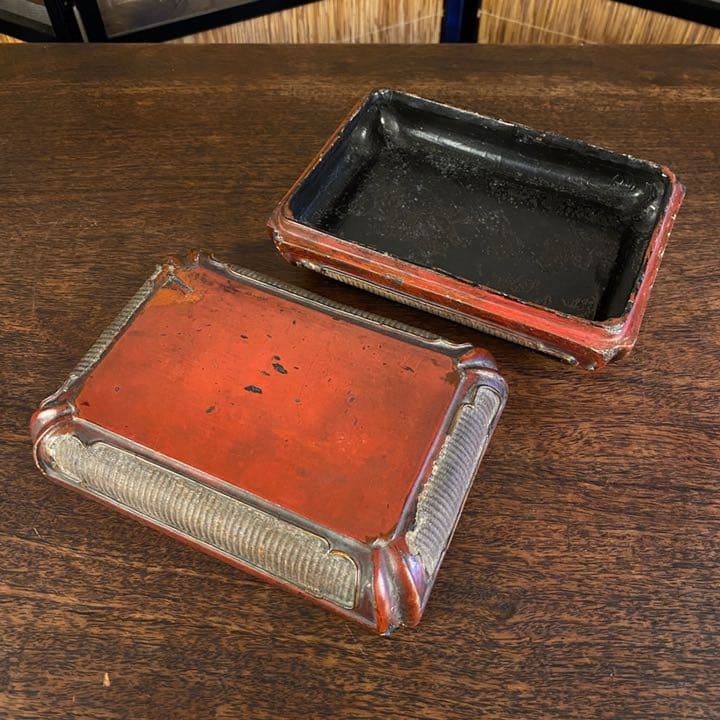 民国　朱漆竹编盒