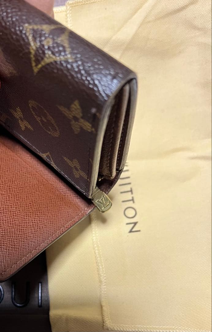 【週末限定sale】ルイヴィトンポルトモネトレゾ−ル二つ折財布　美品