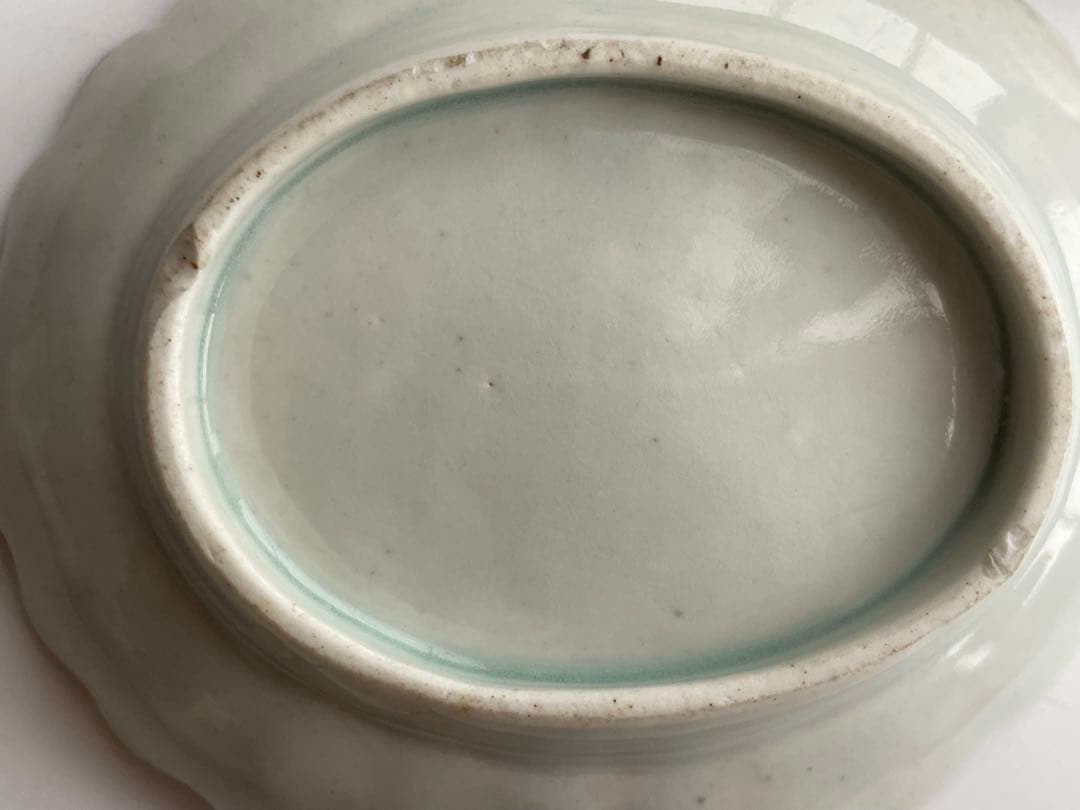 骨董　アンティーク　白磁　菊花小皿　楕円　オーバル　小皿　柿右衛門　古伊万里