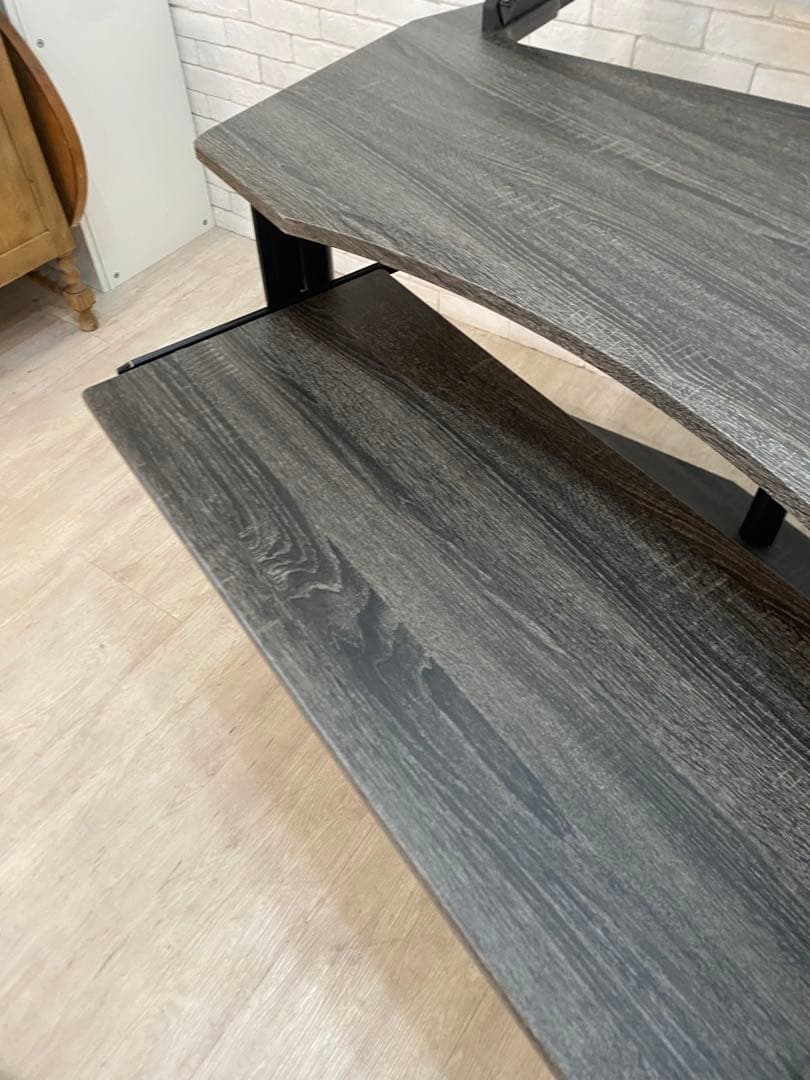 【東京都内23区配送無料】定価12万　ゲーミングデスク　PC パソコン　机